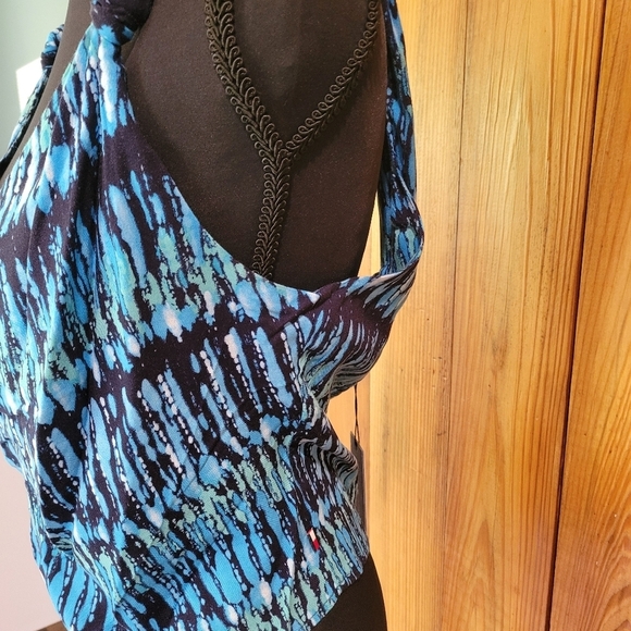 Tommy Hilfiguer Blue and Black Women's Top - Picture 5 of 11